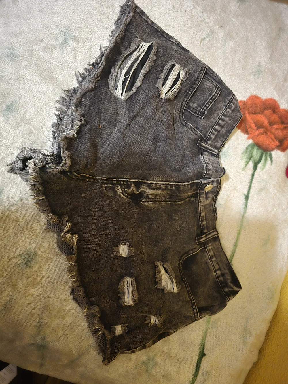 Women’s Black Stretch Jeans with Contrast Stitching